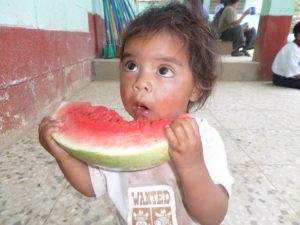 Photo of a presumably poverty-stricken Guatemalan. By Sandie Figueroa. 